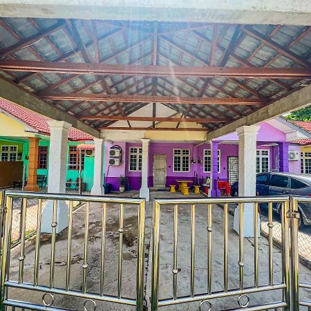 Kampong Nail Nail Guest House Kuala Besut מראה חיצוני תמונה