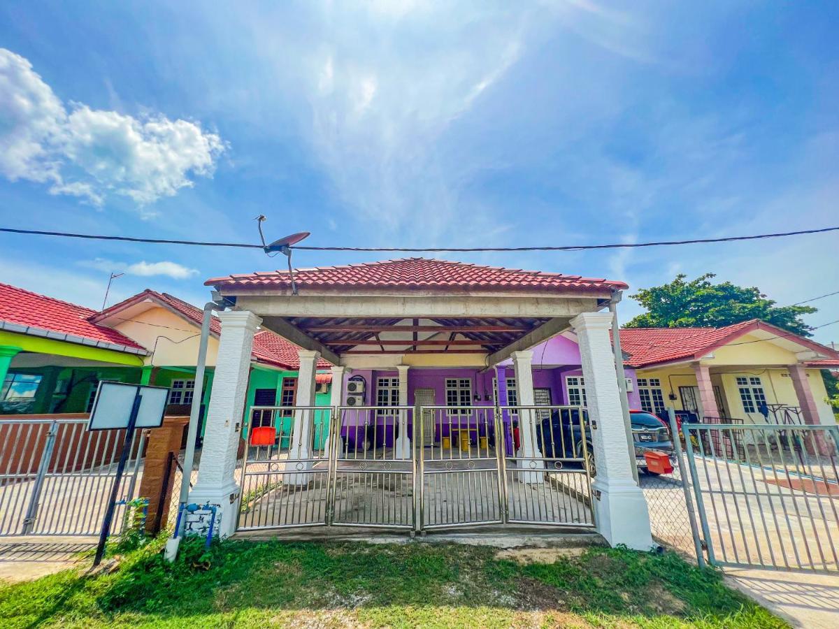 Kampong Nail Nail Guest House Kuala Besut מראה חיצוני תמונה