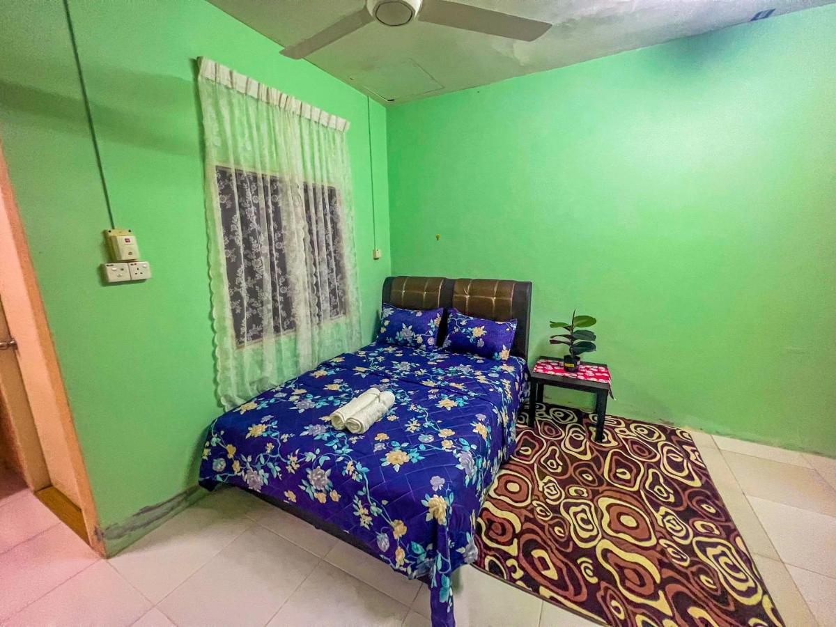 Kampong Nail Nail Guest House Kuala Besut מראה חיצוני תמונה